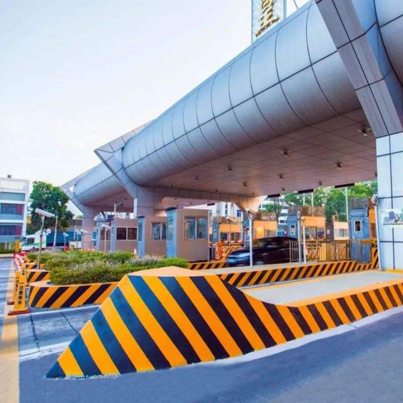 Sicherheitsinsel-Stahlform