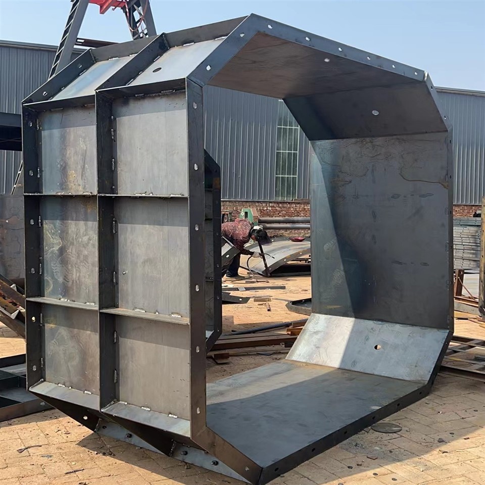 Klärgrubenform aus Stahl